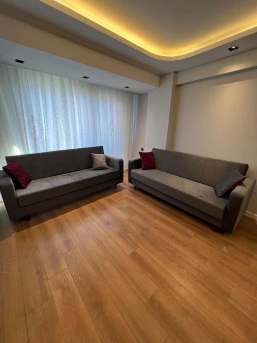 イスタンブールZeytinburnu Merkezi Konumda, Sifir Daire & Esyalarアパートメント エクステリア 写真